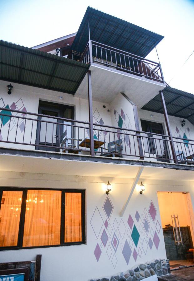 Paxlava Guesthouse & Restaurant Dilijan Exterior foto